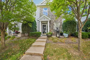 1602 Woodlynn Ave, Maplewood, MN 55109 - Photo 1