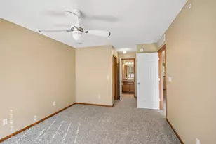 1602 Woodlynn Ave, Maplewood, MN 55109 - Photo 15