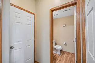 1602 Woodlynn Ave, Maplewood, MN 55109 - Photo 9
