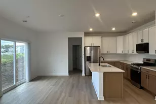 2307 Williams St, Shakopee, MN 55379 - Photo 3