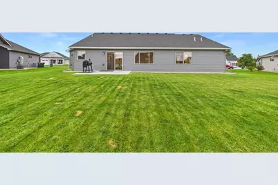 214 Woolgrass Way, Avon, MN 56310 - Photo 3