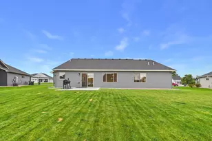 214 Woolgrass Wy, Avon, MN 56310 - Photo 3