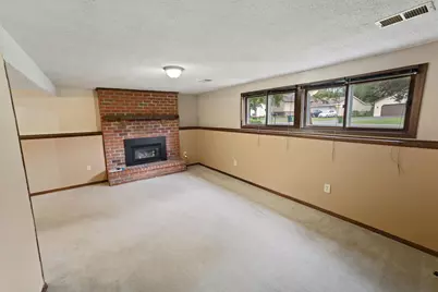 8653 Brant Street NE, Circle Pines, MN 55014 - Photo 17