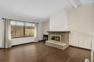 6913 Edenvale Blvd, Eden Prairie, MN 55346 - Photo 11
