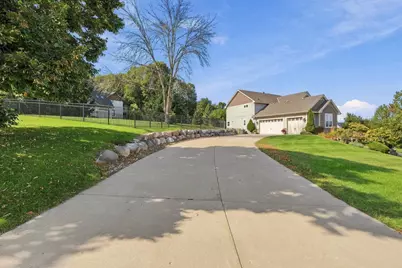 2388 Highover Trail, Chanhassen, MN 55317 - Photo 31