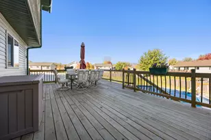 1115 Maplewood Ct SW, Isanti, MN 55040 - Photo 51