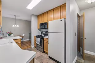 14371 Estates Ave, Apple Valley, MN 55124 - Photo 5