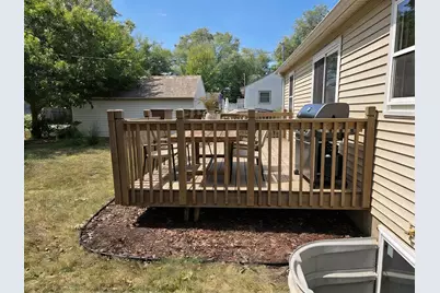 5401 Dupont Avenue N, Brooklyn Center, MN 55430 - Photo 3