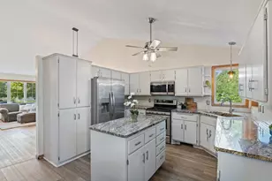 6300 91st Trail N, Brooklyn Park, MN 55445 - Photo 9