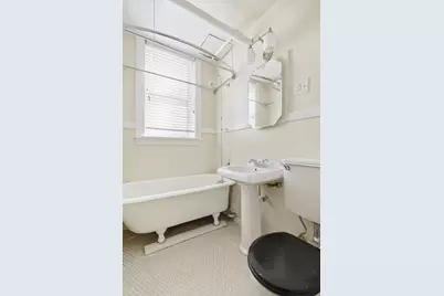 2545 Garfield Avenue #A, Minneapolis, MN 55405 - Photo 11