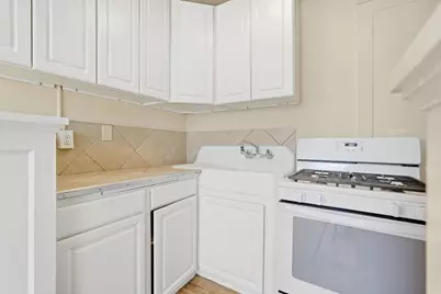 2545 Garfield Avenue #A, Minneapolis, MN 55405 - Photo 9
