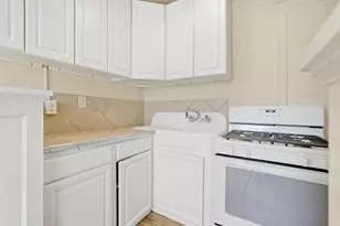 2545 Garfield Ave, Minneapolis, MN 55405 - Photo 9