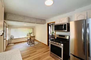 418 Belvidere St E, Saint Paul, MN 55107 - Photo 9