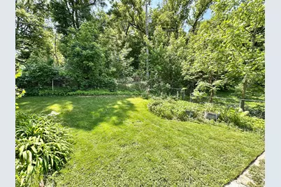 418 Belvidere Street E, Saint Paul, MN 55107 - Photo 25