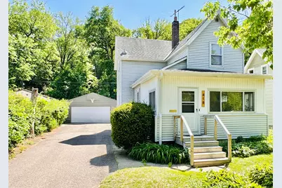 418 Belvidere Street E, Saint Paul, MN 55107 - Photo 1