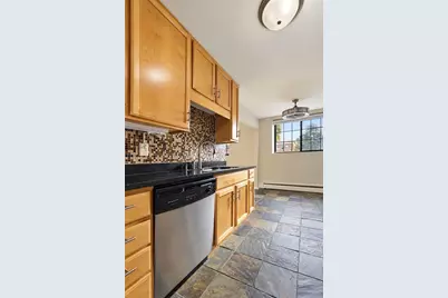 3215 Pillsbury Avenue S #004, Minneapolis, MN 55408 - Photo 11
