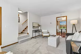 421/423 Nevada Ave E, Saint Paul, MN 55101 - Photo 3