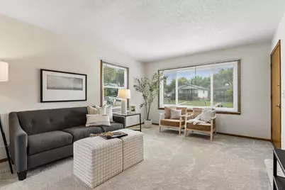 421/423 Nevada Avenue E, Saint Paul, MN 55101 - Photo 5