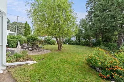 812 Nebraska Avenue E, Saint Paul, MN 55106 - Photo 37