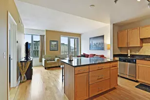 929 Portland Ave, Minneapolis, MN 55404 - Photo 1