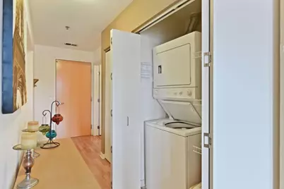 929 Portland Ave #1203, Minneapolis, MN 55404 - Photo 13