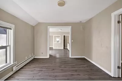 4653 Bryant Avenue N, Minneapolis, MN 55412 - Photo 9