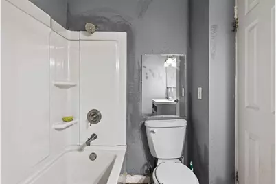 4653 Bryant Avenue N, Minneapolis, MN 55412 - Photo 19