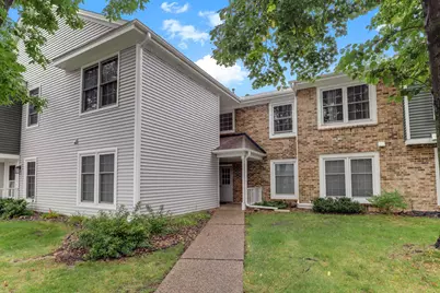 10966 Quebec Avenue S, Bloomington, MN 55438 - Photo 3