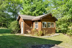 246 Magnor Lake Ct, Clayton, WI 54004 - Photo 15