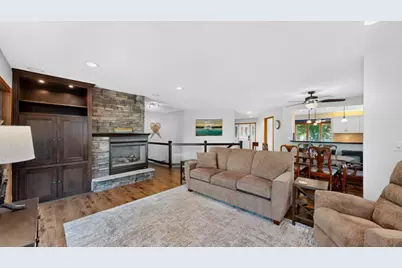 1419 Glendale Hills Drive NE, Rochester, MN 55906 - Photo 9