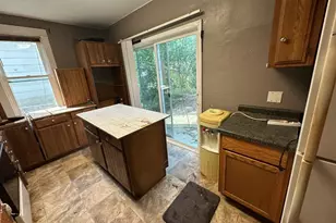 117 S Harold St, Ivanhoe, MN 56142 - Photo 3