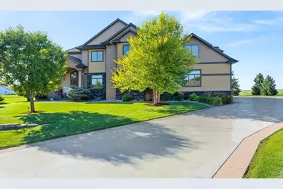 4856 2nd Street SW, Moorhead, MN 56560 - Photo 3