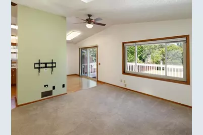 10015 Upper 205th Street W, Lakeville, MN 55044 - Photo 9