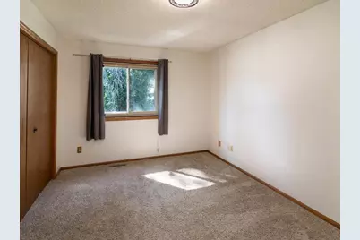 10015 Upper 205th Street W, Lakeville, MN 55044 - Photo 15