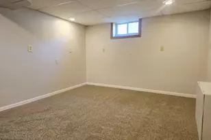 609 9th Ave SW, Austin, MN 55912 - Photo 15