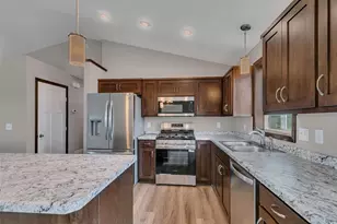 110 Woolgrass Wy, Avon, MN 56310 - Photo 5