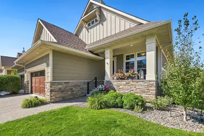 8752 Lake Riley Drive, Chanhassen, MN 55317 - Photo 3