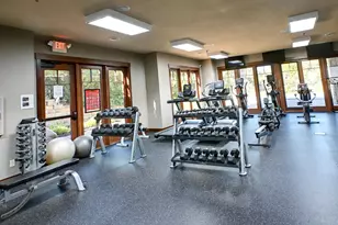 8752 Lake Riley Dr, Chanhassen, MN 55317 - Photo 47