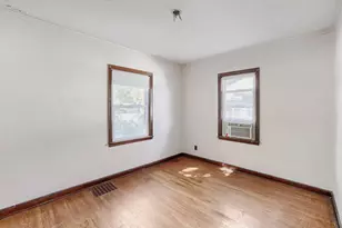 1084 Gorman Ave, West Saint Paul, MN 55118 - Photo 11