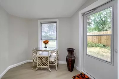 1979 Stillwater Avenue E, Saint Paul, MN 55119 - Photo 9