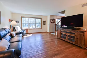 12892 Essex Way, Apple Valley, MN 55124 - Photo 3