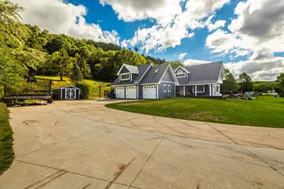 720 Trisdahl Court, Rushford, MN 55971 - Photo 5