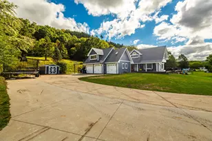 720 Trisdahl Ct, Rushford, MN 55971 - Photo 5