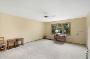 5611 Dunlap Ave N, Shoreview, MN 55126 - Photo 17