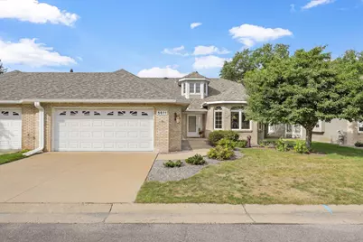5611 Dunlap Avenue N, Shoreview, MN 55126 - Photo 1