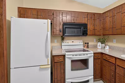 403 98th Avenue NE, Blaine, MN 55434 - Photo 9