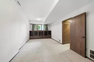 9409 Yukon Ave S, Bloomington, MN 55438 - Photo 15