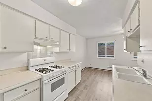 7525 Whitney Dr, Apple Valley, MN 55124 - Photo 5