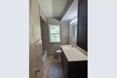 435 W Ottawa Street, Le Center, MN 56057 - Photo 11