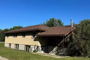 435 W Ottawa St, Le Center, MN 56057 - Photo 3